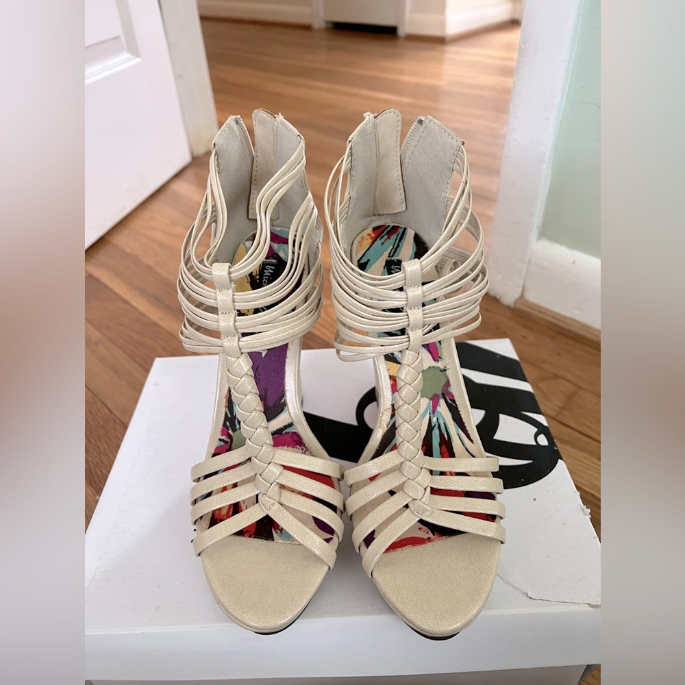 New wedges Michael Antonio size 7